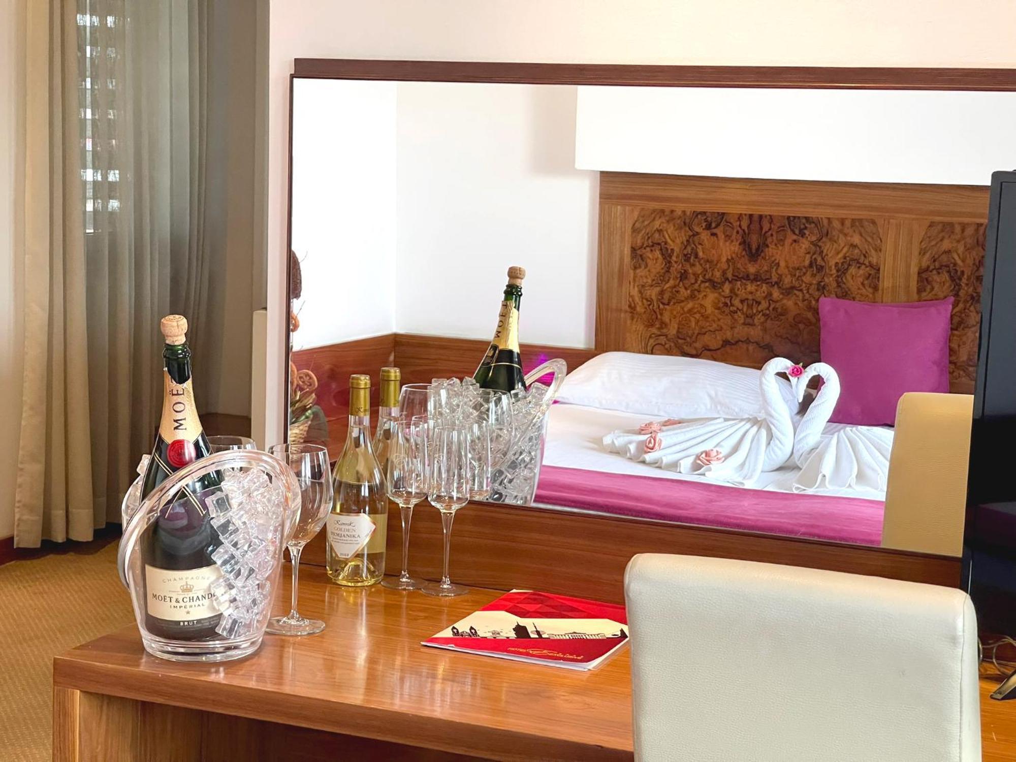 Hotel Exclusive Sarajevo Luaran gambar