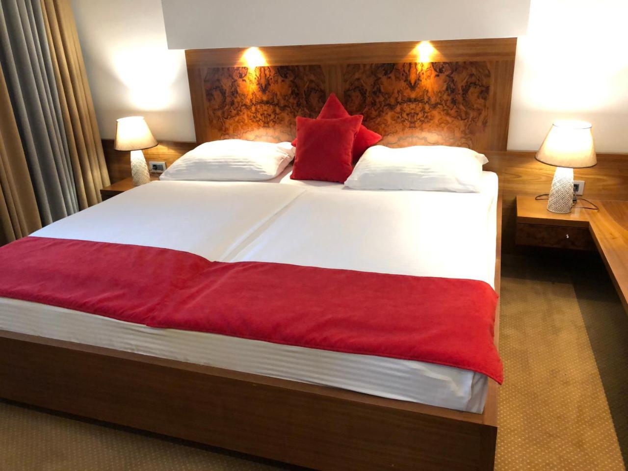 Hotel Exclusive Sarajevo Luaran gambar